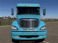 2020 Freightliner Columbia