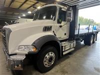 2017 Mack GRANITE GU533