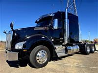 2022 Kenworth T880