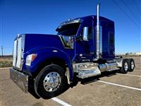 2022 Kenworth W990