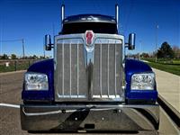2022 Kenworth W990