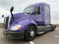Used 2022 Kenworth T680 for Sale