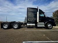 2022 Kenworth T880