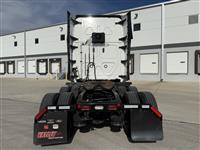 2024 Freightliner CASCADIA 126