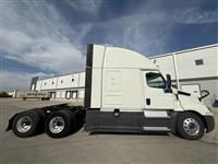 2024 Freightliner CASCADIA 126