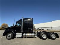 2022 Kenworth T880