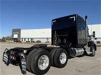 2022 Kenworth T880
