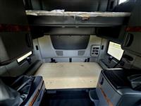 2021 International LT