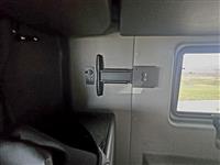 2021 International LT