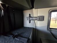 2021 International LT