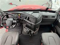 2024 Volvo VNL64T760