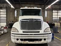  Freightliner Columbia - 120