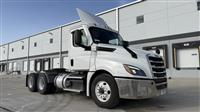 2020 Freightliner CASCADIA 126