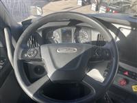 2022 Freightliner CASCADIA 126