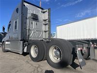 2022 Freightliner CASCADIA 126