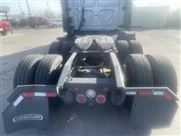 2022 Freightliner CASCADIA 126