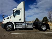 2018 Freightliner CASCADIA 126