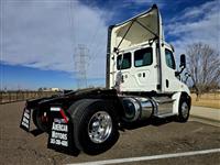 2018 Freightliner CASCADIA 126