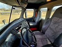 2018 Freightliner CASCADIA 126