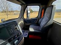 2018 Freightliner CASCADIA 126