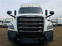 2020 Freightliner CASCADIA 126