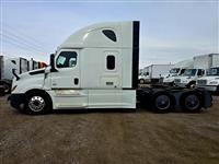 2020 Freightliner CASCADIA 126