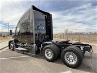2023 Kenworth T680