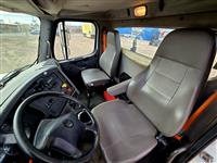 2015 Freightliner M2 112