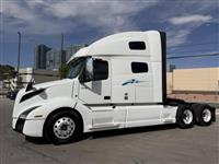 Used 2022 Volvo VNL64T760 for Sale