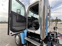 2019 Freightliner Coronado SD 122