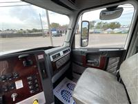 2019 Freightliner Coronado SD 122