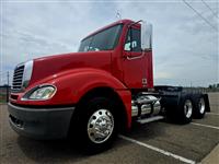 Used 2007 Freightliner Columbia for Sale