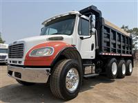 2007 Freightliner M2 106