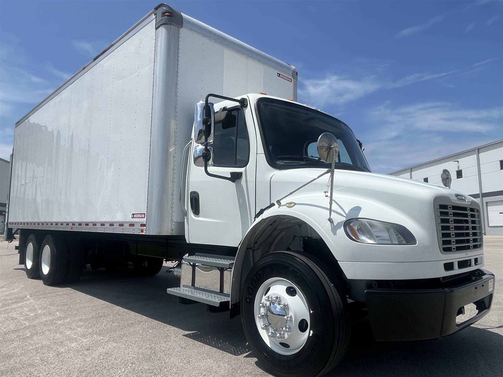 2019 Freightliner M2 106