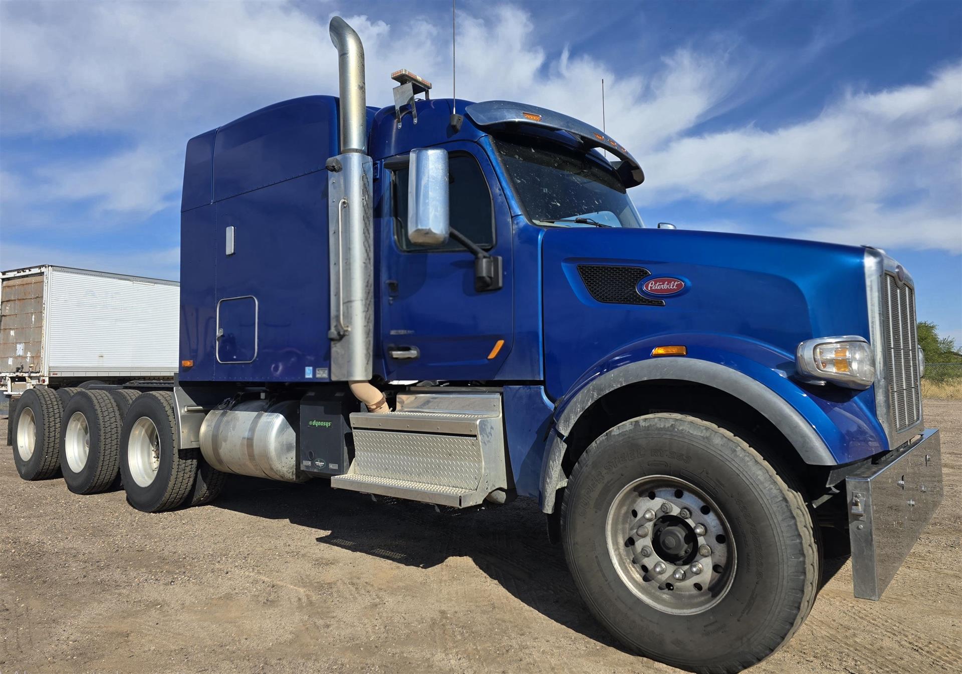 2022 Peterbilt 567