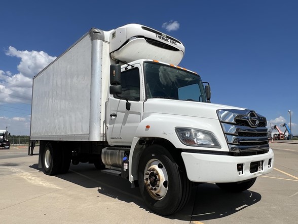 2021 Hino 268