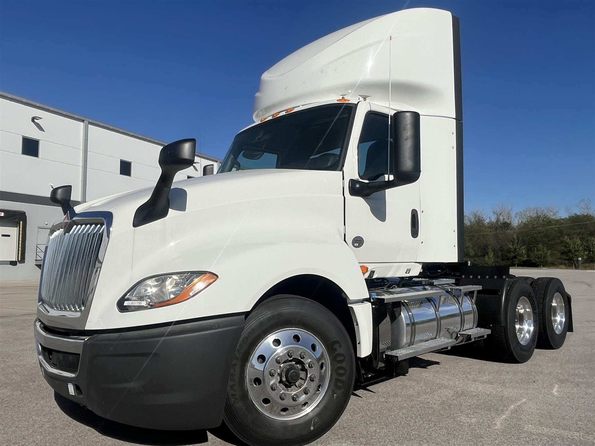 2020 International LT625