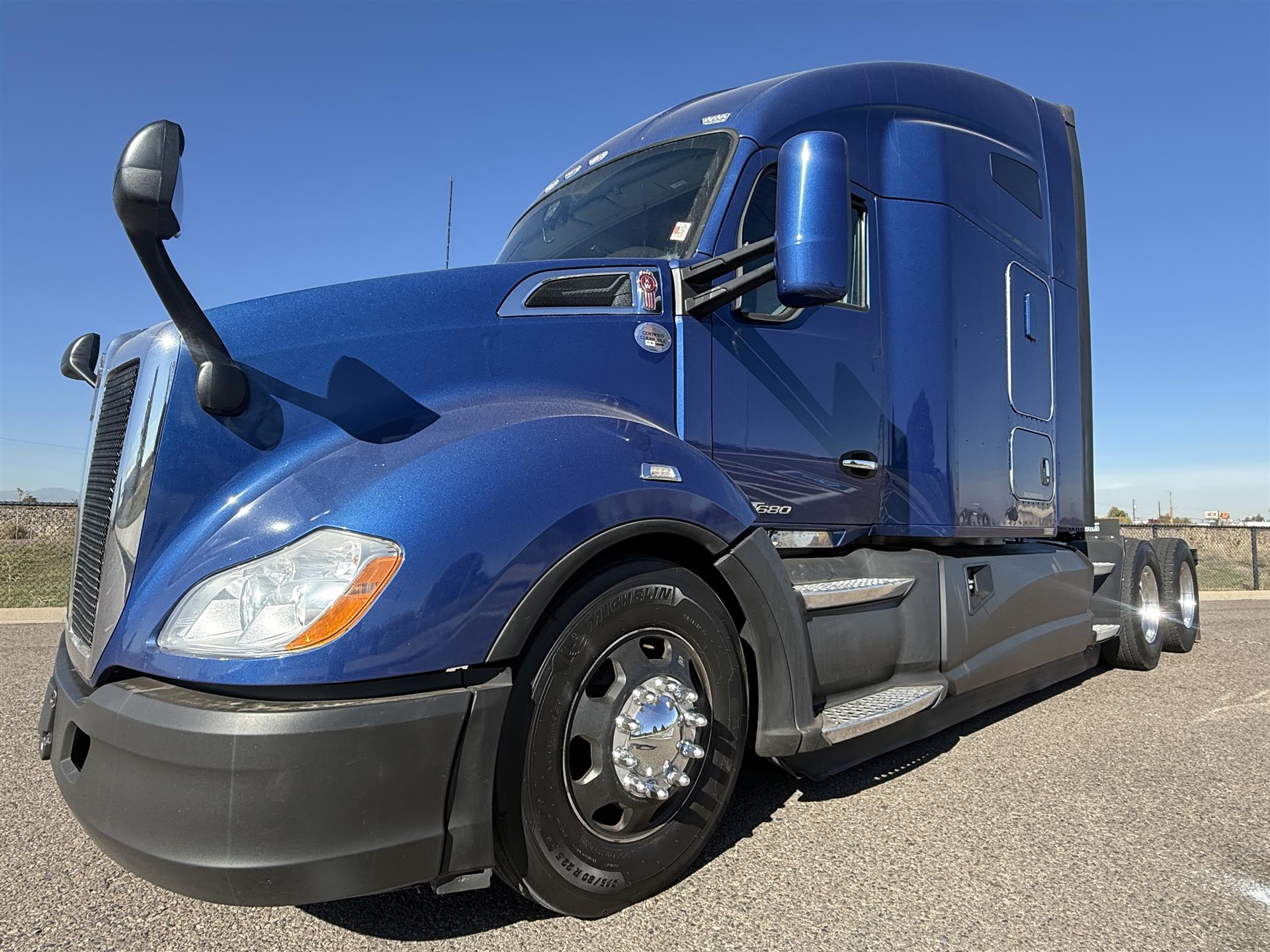 2022 Kenworth T680