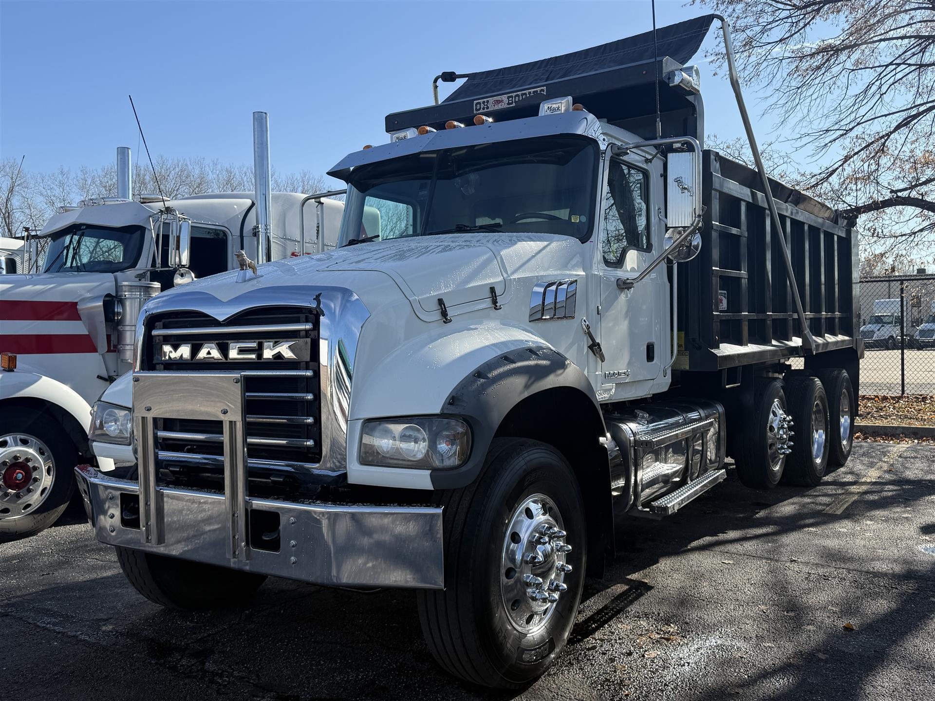 2018 Mack GU713