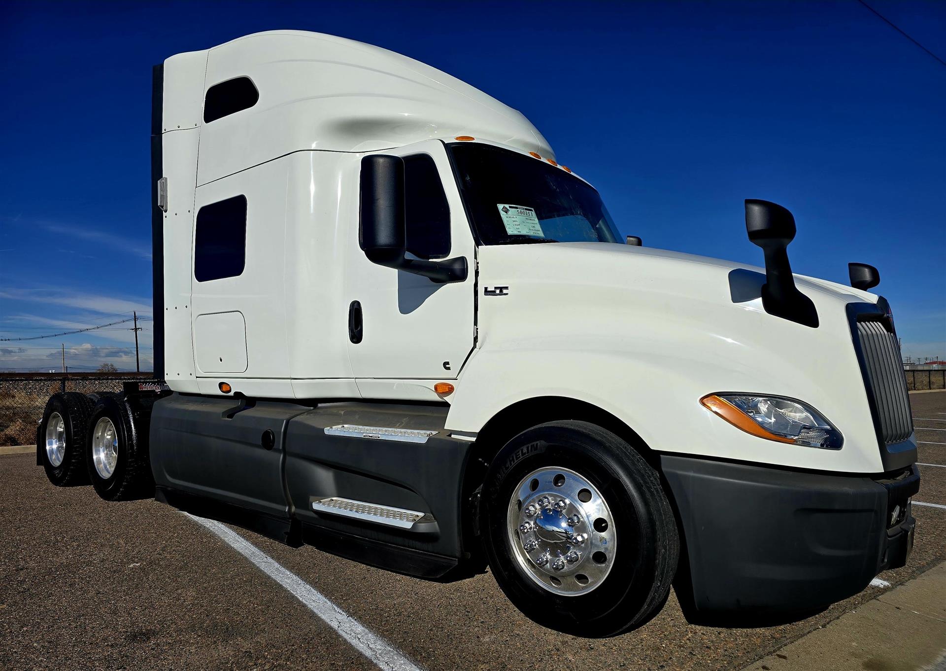 2021 International LT