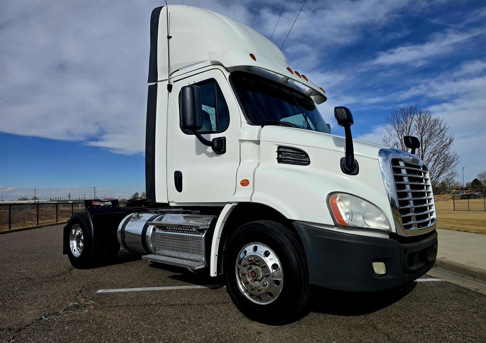 2018 Freightliner CASCADIA 126