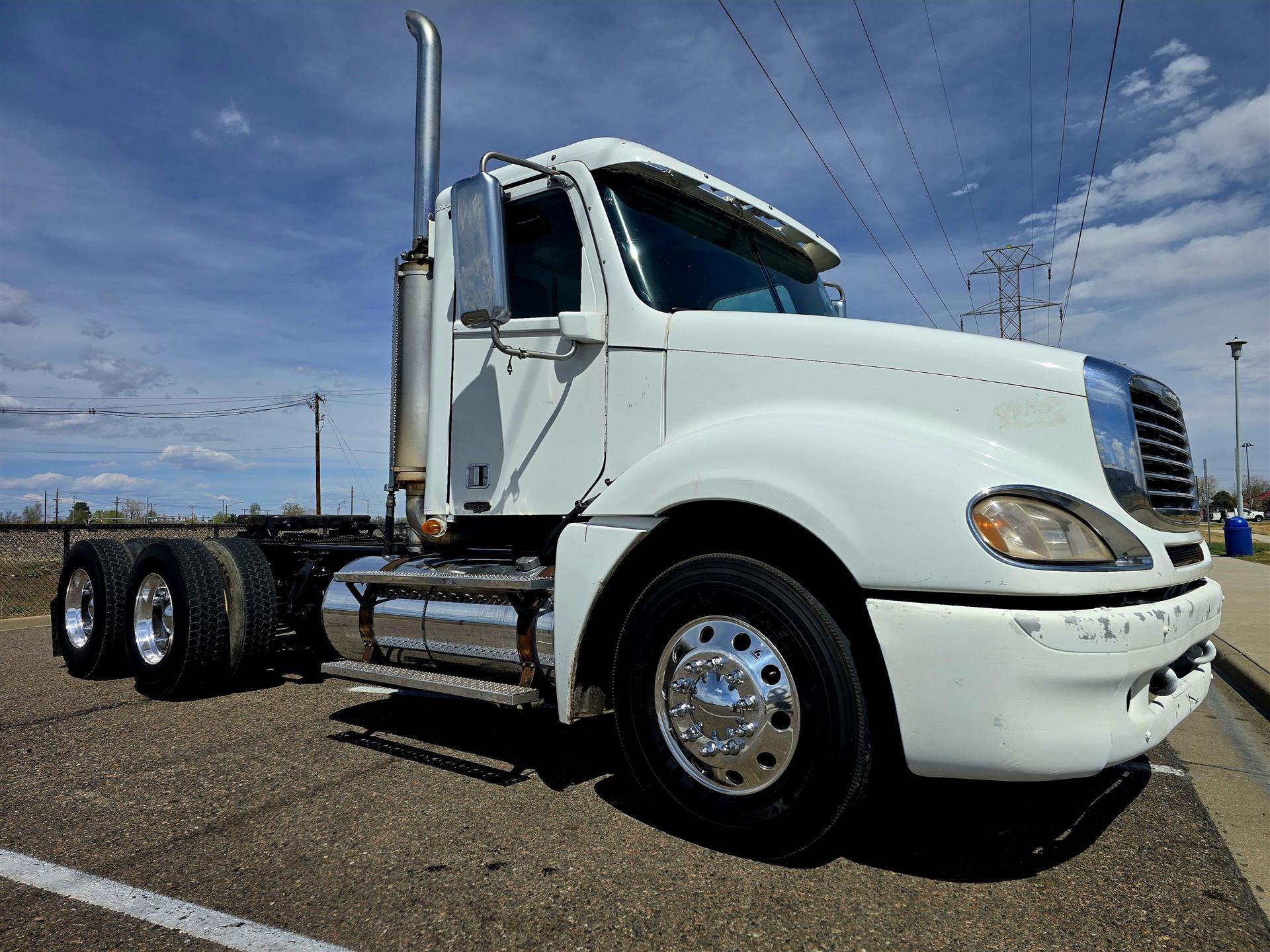 0 Freightliner Columbia - 120