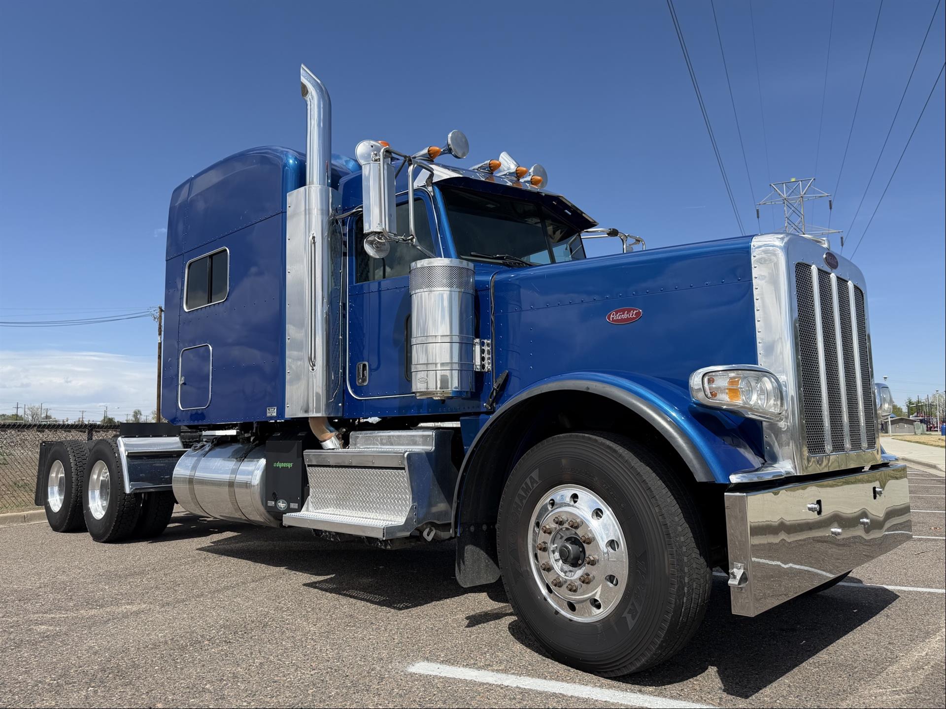 2022 Peterbilt 389