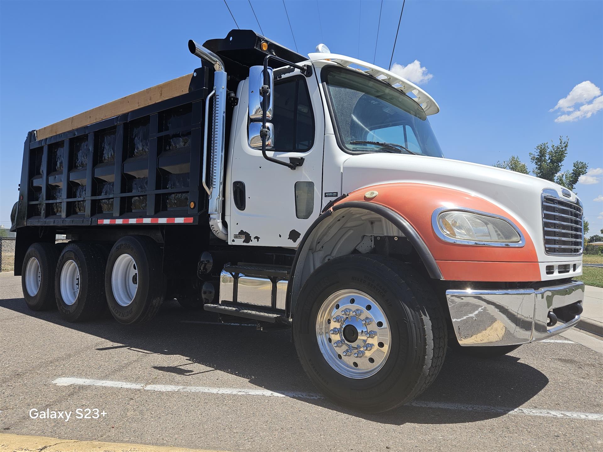 2007 FREIGHTLINER BUSINESS CLASS M2 106