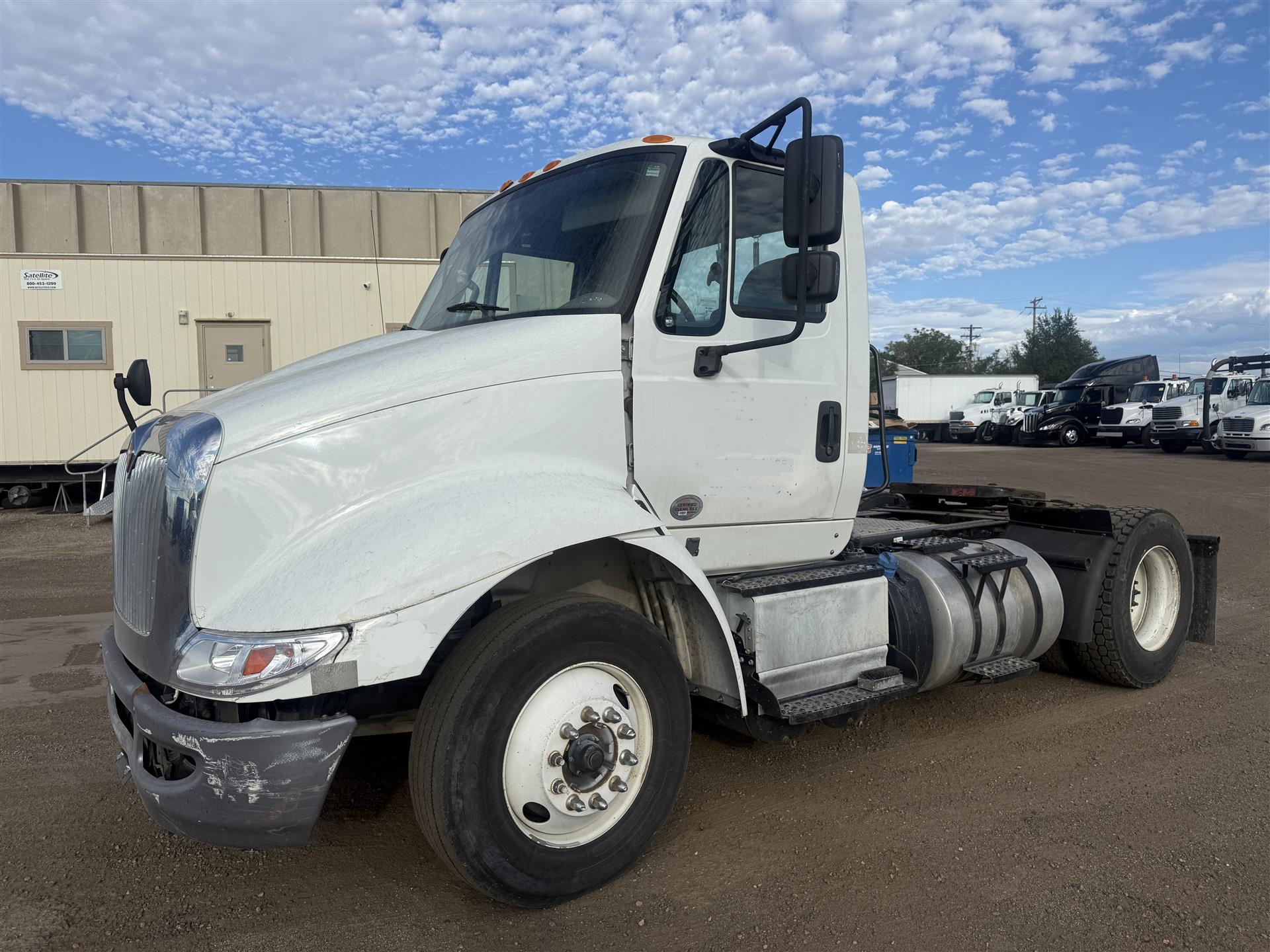 2017 INTERNATIONAL TRANSTAR 8600