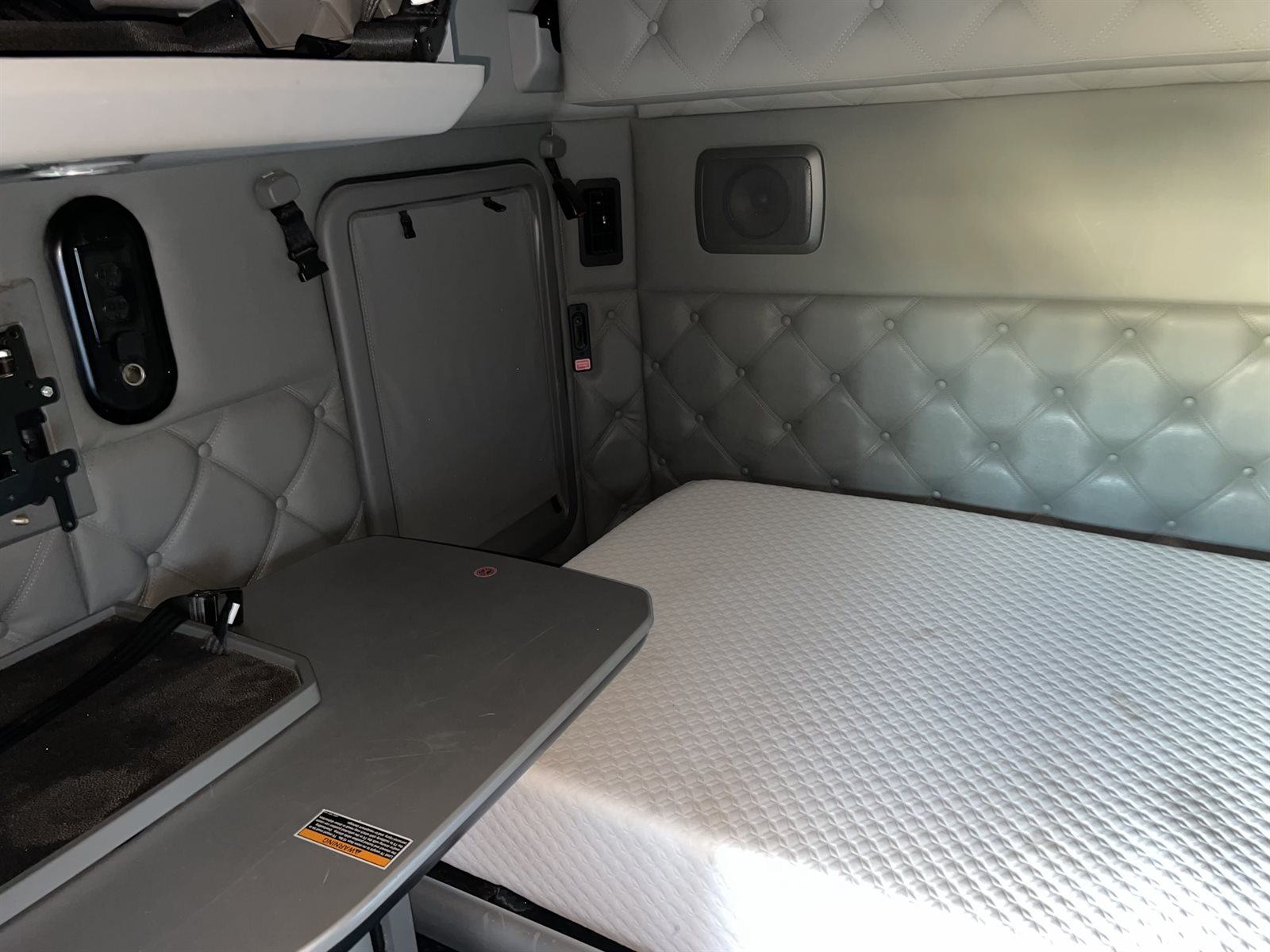 2022 KENWORTH T680 stock CO12047, photo 15