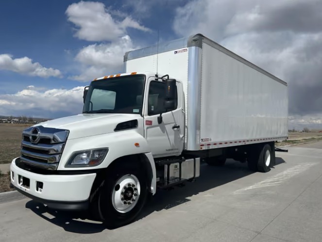 2023 HINO L6