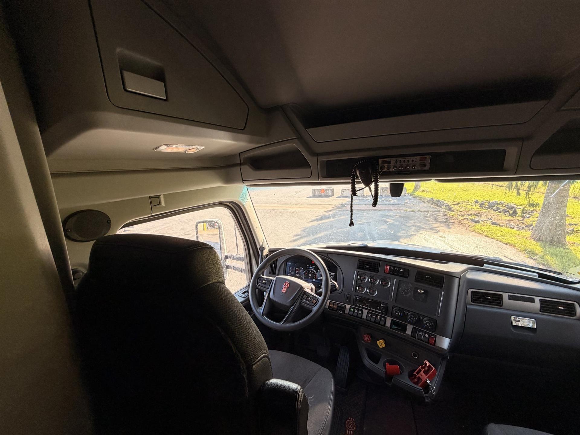 2023 KENWORTH T680 stock CO12201, photo 9