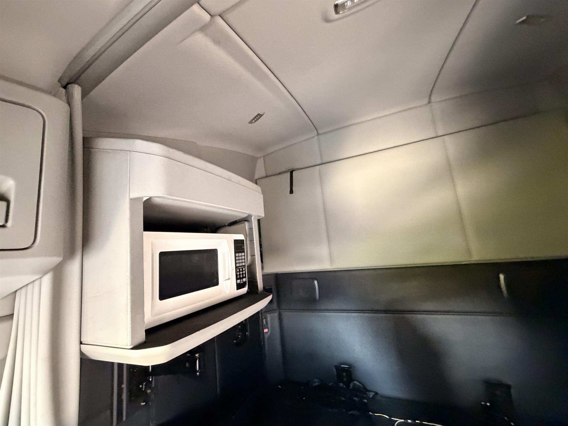 2023 KENWORTH T680 stock CO12201, photo 14