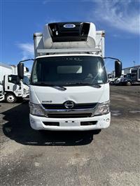 2019 Hino 195